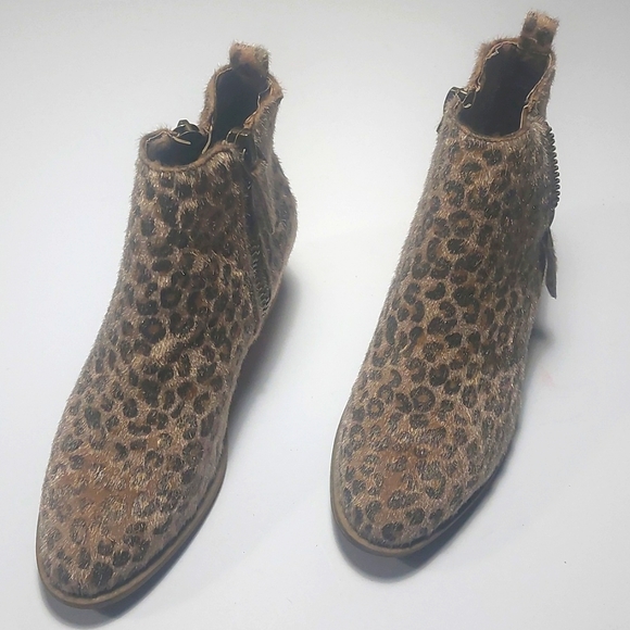 Very G Taupe Devine Leopard Print Bootie Size 8.5M - Picture 5 of 15